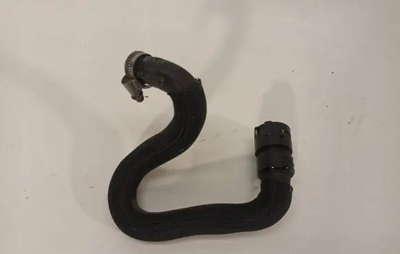 Volvo XC70 Engine coolant pipe/hose 8G918B159CB