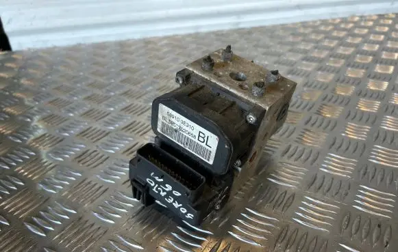 KIA Sorento ABS Pump 589103E310 17020658