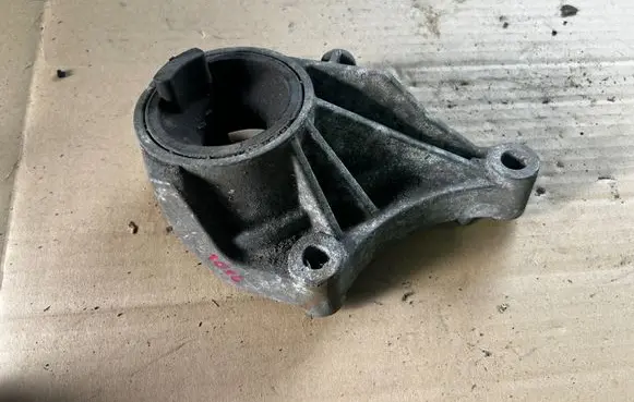 Opel Meriva A Engine mount vacuum valve 