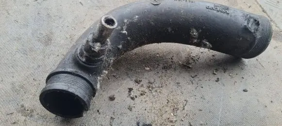 Volvo V70 Intercooler hose/pipe 30714480