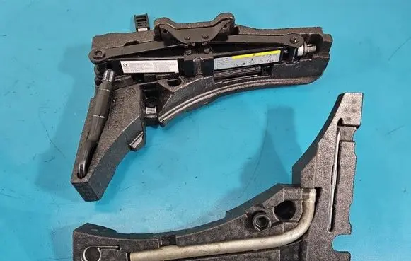 Volkswagen Golf VII Lift Jack 5Q0011031DTS3 IMPRK1563392