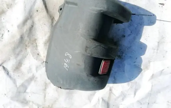 Rear bumper corner part panel trim