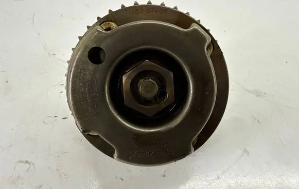 BMW X1 E84 Camshaft pulley/ VANOS 7583819 7598215 11367583819