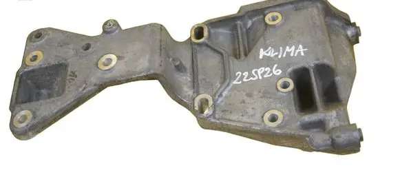 Volvo XC60 Engine mounting bracket 31258329 D5244T14
