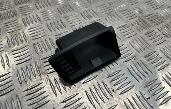 Ashtray (front)