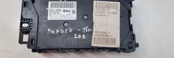 Ford Mondeo MK V Fuse module FU5T15604