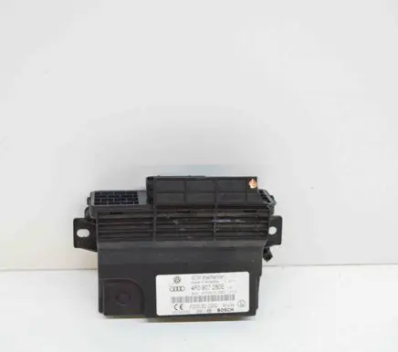 Audi Q7 4L Central body control module 4F0907280E F005S00292