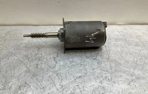 BMW 5 E60 E61 Valve oil control 7548389 A2C53122600