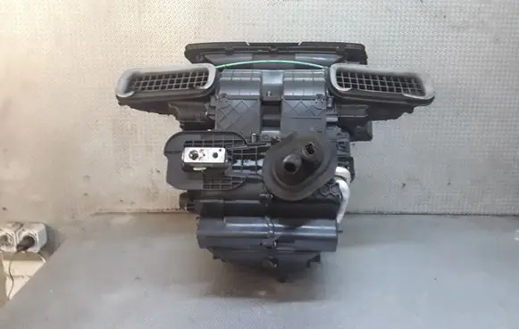 Renault Megane III Interior heater climate box assembly 687800001R