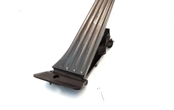 BMW 5 E60 E61 Accelerator throttle pedal 6788632 25916010 1311083583