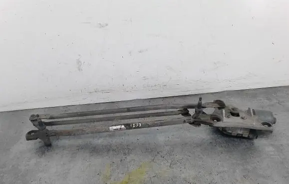Volvo V50 Front wiper linkage 3069823530698233