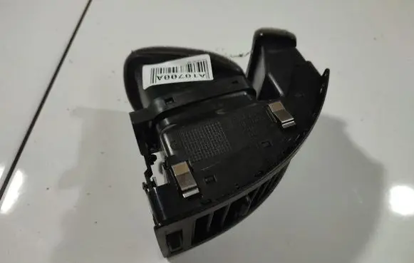 Volkswagen Polo IV 9N3 Dash center air vent grill 6q0819703