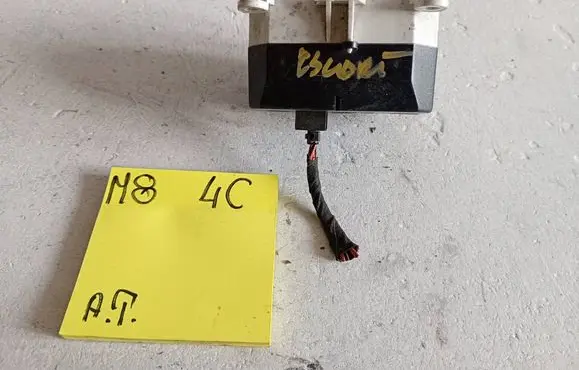Ford Escort Clock 52010151B 98AB15000BC