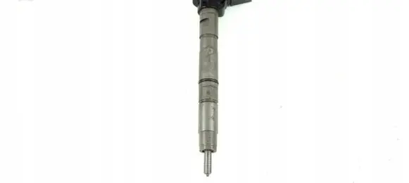Audi A4 S4 B6 8E 8H Fuel injector 03L130277