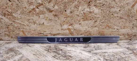 Jaguar XJ X350 Front sill trim cover 2W93F13208AC