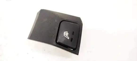 Hyundai i30 Seat heating switch ATL23KF4