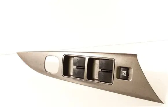 Mazda 3 I Electric window control switch BS3E66350A BS3H684L6