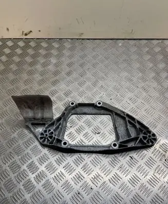 Audi A6 C7 Rear differential/diff mount bracket 8k0599287