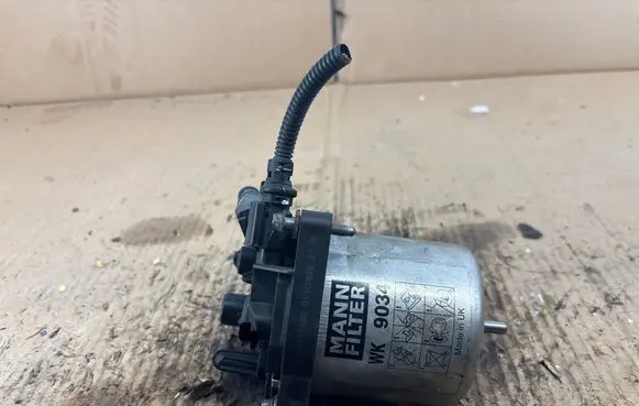 Citroen C4 II Picasso Fuel filter housing 9809757980 D3B262129