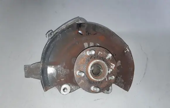 Toyota Prius (XW30) Front wheel hub 4355047010