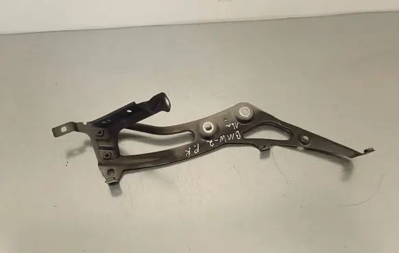 BMW 2 F45 Fender mounting bracket 7297201