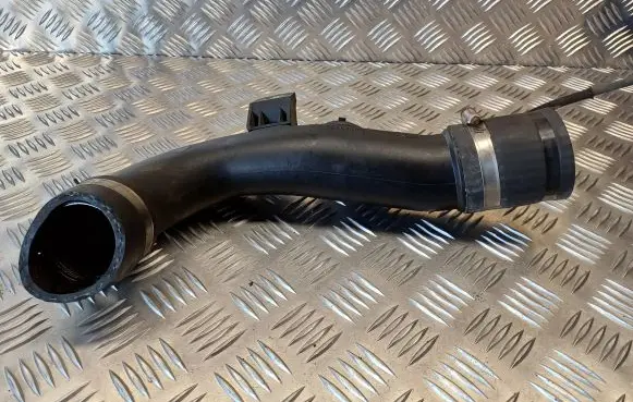 Toyota Avensis T250 Intercooler hose/pipe 173620R010