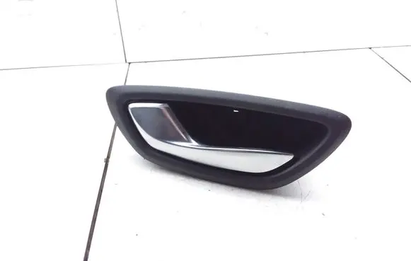 Rear door interior handle