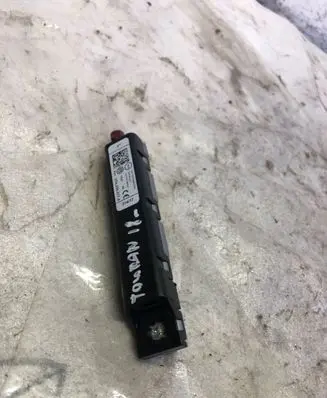 Volkswagen Touran III Aerial antenna amplifier 5ta035577a