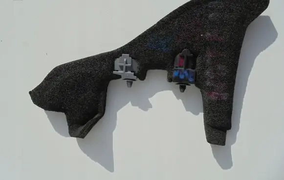 Nissan Note (E12) Fender foam support/seal 