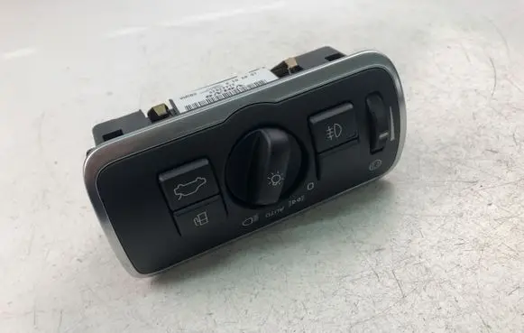 Volvo V60 Light switch 31443839