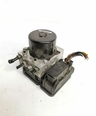 Volvo V40 ABS Pump P31317074 10096104143 10021205784