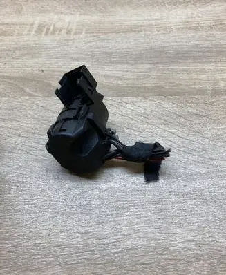 Opel Zafira B Ignition lock contact 90505912