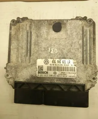 Volkswagen PASSAT B6 Engine control unit/module 03G906021AN 03G906021LR 0281013260