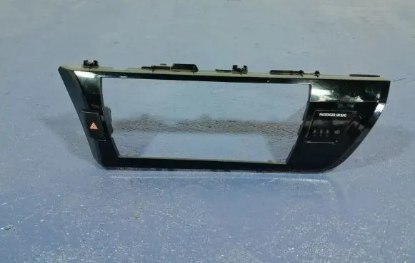 Toyota Corolla E160 E170 Side skirt rear trim 