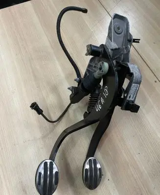 Mini One - Cooper Coupe R56 Pedal assembly 67871110