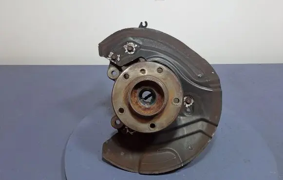 BMW X1 E84 Front wheel hub spindle knuckle