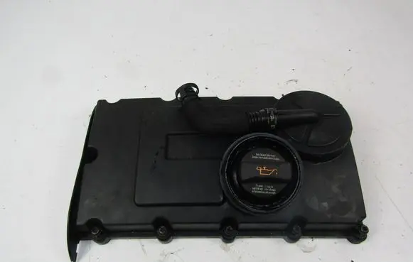 Volkswagen PASSAT B5.5 Rocker cam cover 03G103475