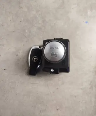 Mercedes-Benz S W221 Ignition lock 2215450308