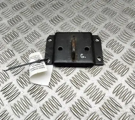 Chevrolet Camaro Rear door lock loop/hook striker 16639391
