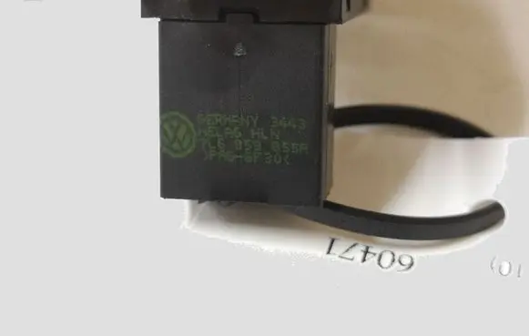 Volkswagen Touareg I Electric window control switch 7L6959855A