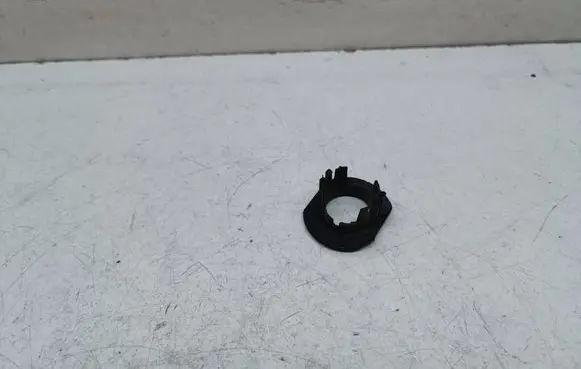 BMW 3 F30 F35 F31 Rear parking sensor holder (PDC) 7260459