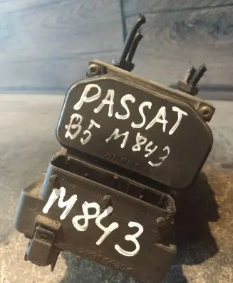 Volkswagen PASSAT B5 ABS Pump 8E0614111 0265216411