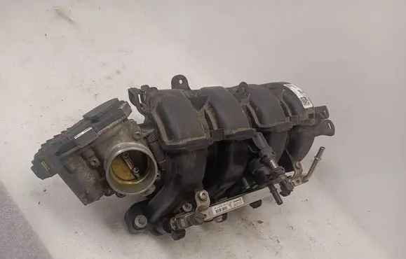 Chevrolet Volt I Intake manifold 55568900 0000018 T711028D1017
