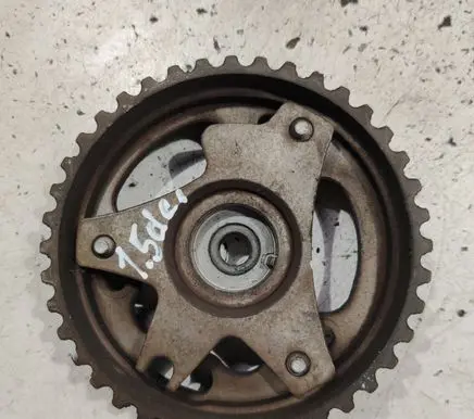 Renault Megane II Crankshaft gear 585577