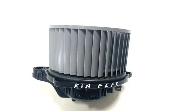 KIA Ceed Heater fan/blower F00S3B2476 120229 205329