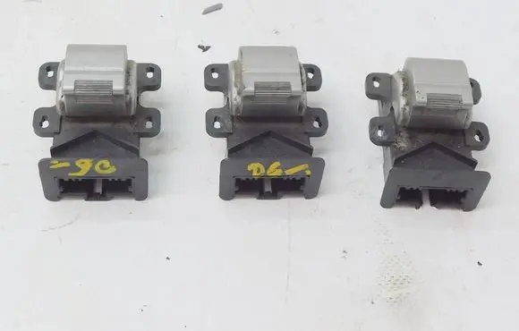 Honda FR-V Quarter vent window switch 187434