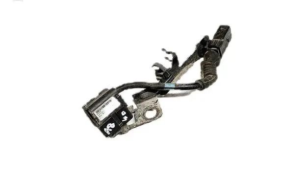 Audi A3 S3 8P Air suspension front height level sensor 4E0907651G