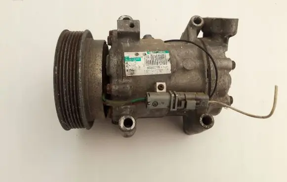 Renault Clio III Air conditioning (A/C) compressor (pump) 8200600122