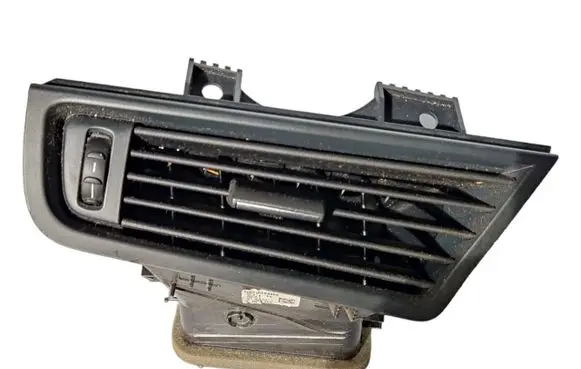 BMW 5 F10 F11 Dashboard side air vent grill/cover trim F5916688408 0761408 9166884
