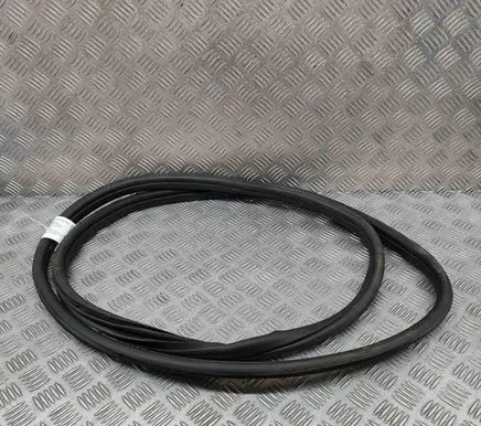 BMW iX1 Rubber seal front coupe door 9451505